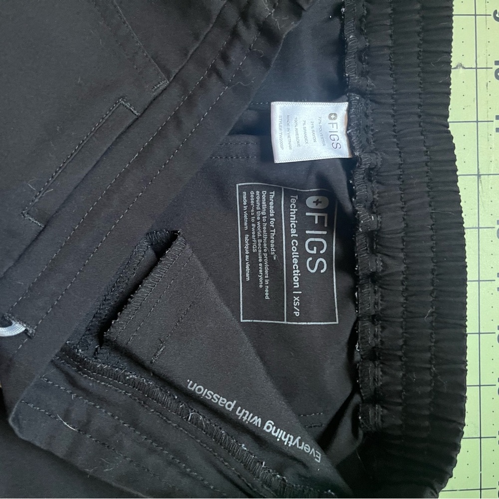 Figs Yola scrub pants - Picture 4 of 7